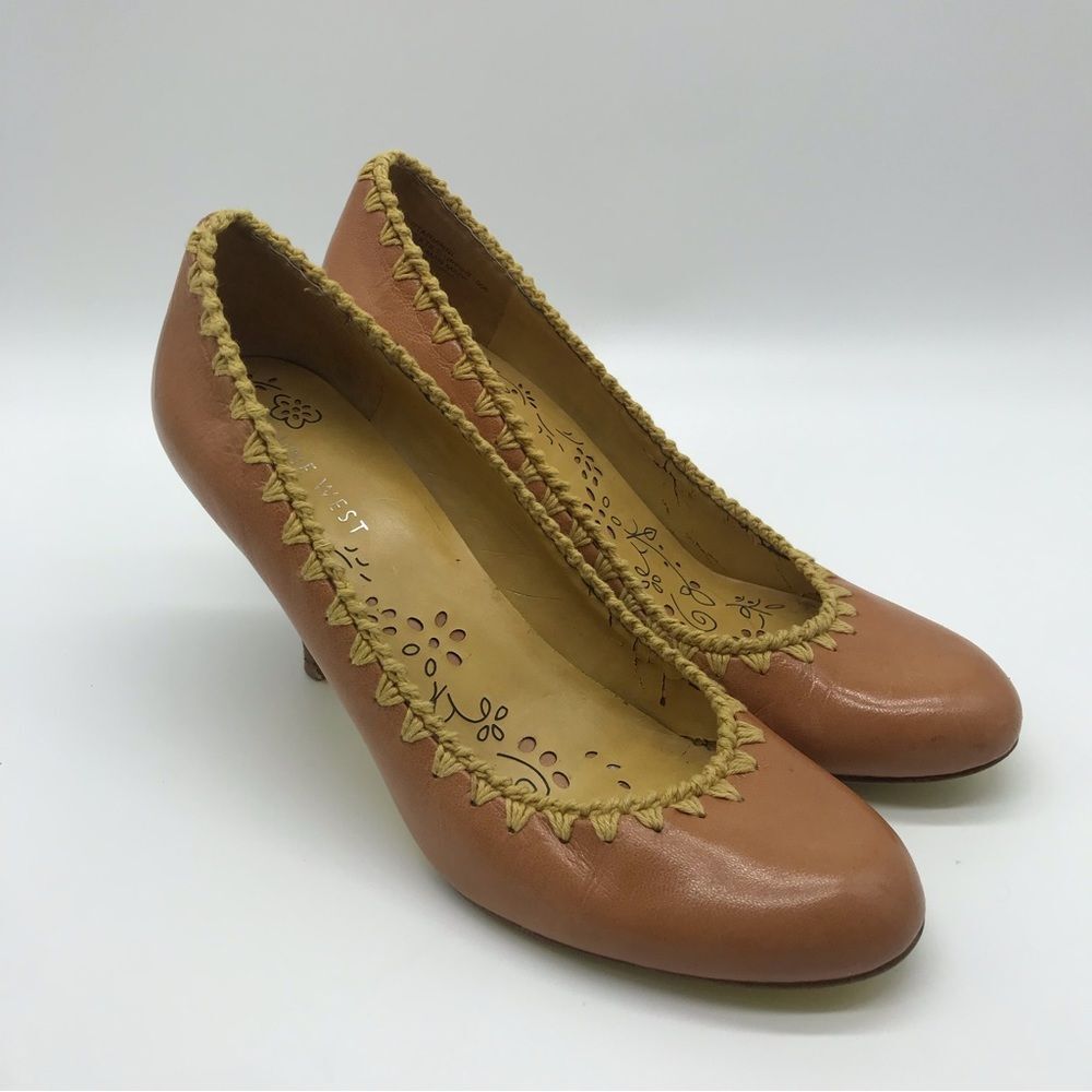 Nine West Pumps Tan Nude and Yellow Crochet High Heel Womens Shoes Sz 6.5 Medium
